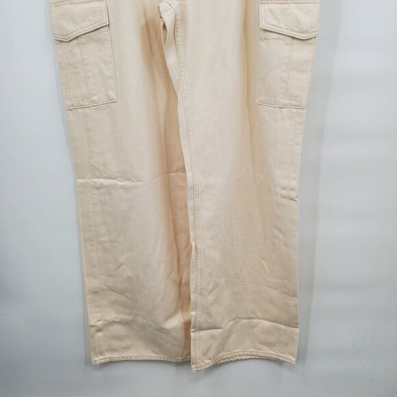 Old Navy Extra High-Rise Sky-Hi Wide Leg Cargo Pants Womens Size 16 Tall NWT - Picture 7 of 16